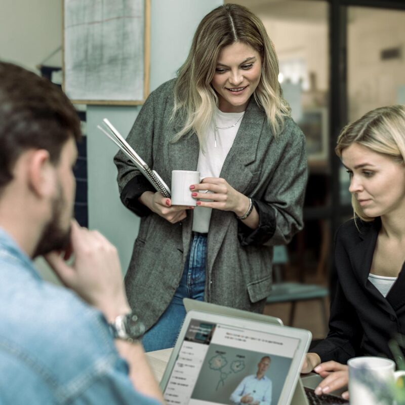 Kompetencer bliver udviklet gennem E-Learning på kontor.